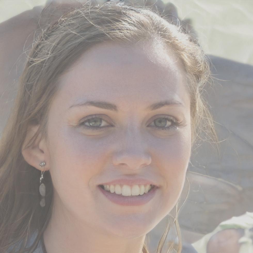 Portrait of Vesna Thorsen, Financial Educator